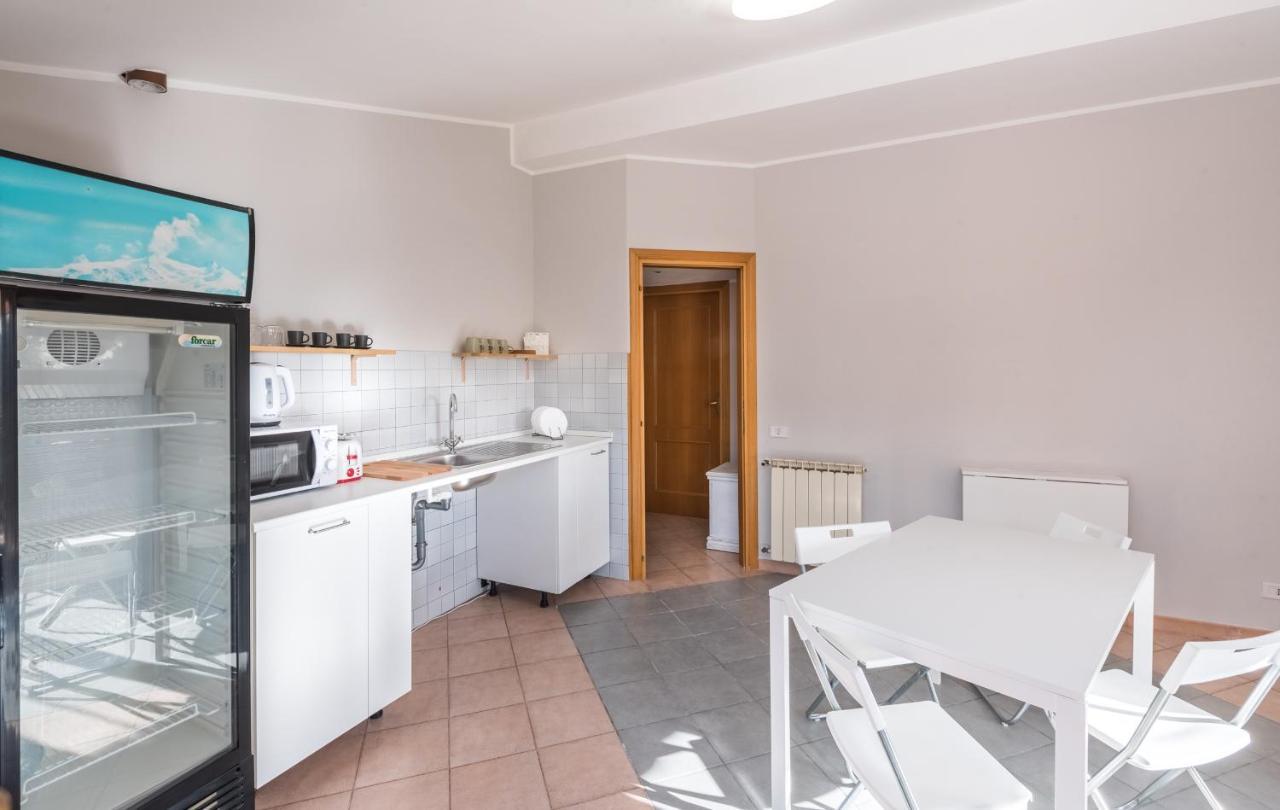 Travelershome Ciampino&Morena Guesthouse Рим Экстерьер фото