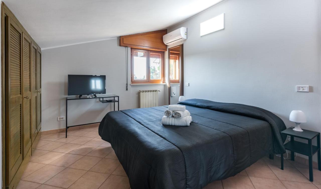 Travelershome Ciampino&Morena Guesthouse Рим Экстерьер фото