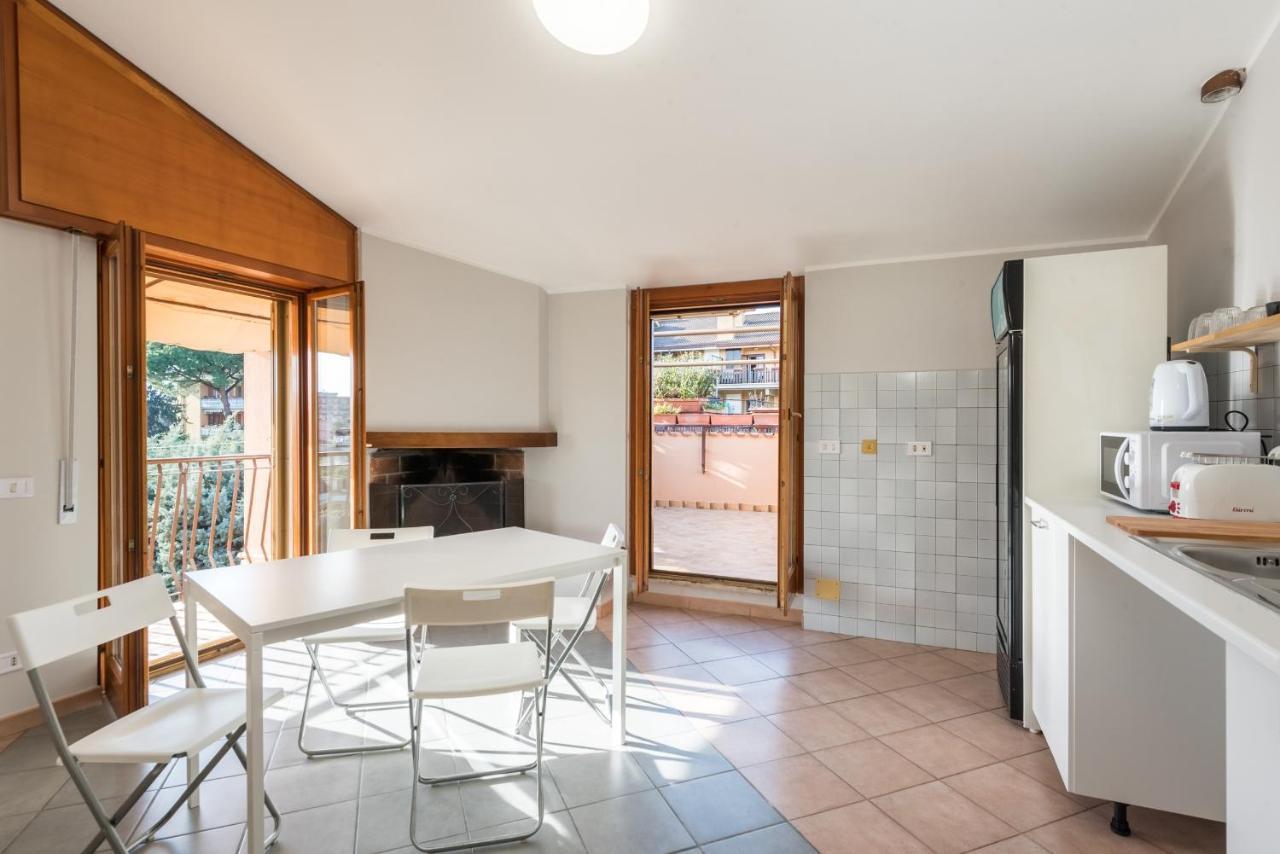 Travelershome Ciampino&Morena Guesthouse Рим Экстерьер фото